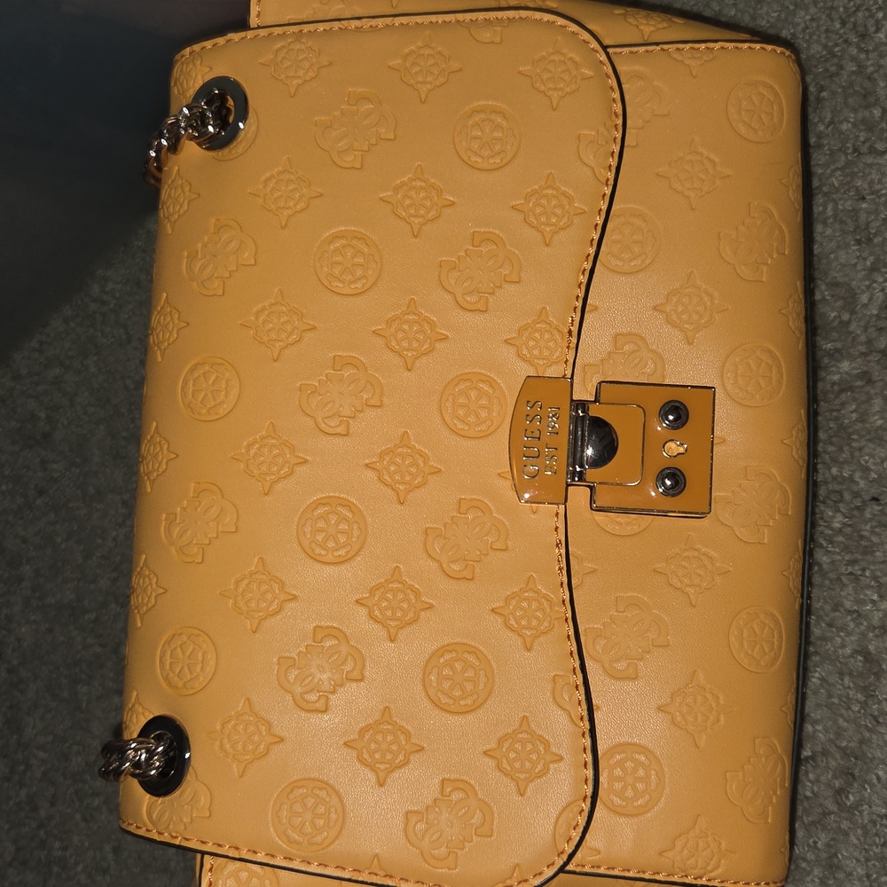 Guess Mustard Yellow Shoulder Bag with Chain Strap - Picture 5 of 6
